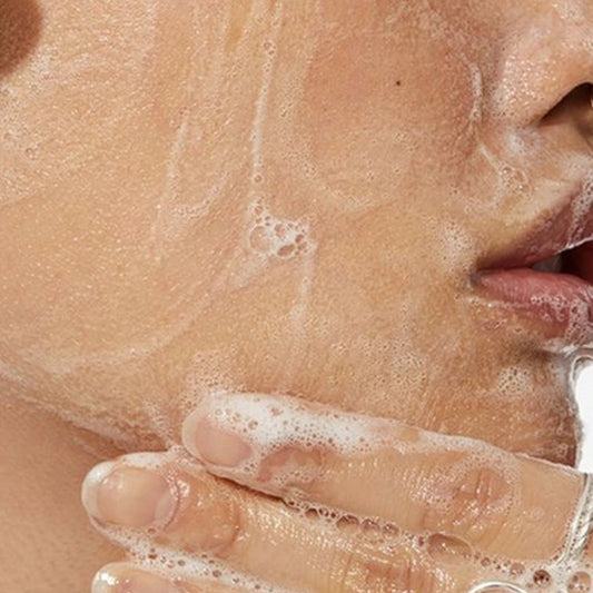 Gel Detergente Viso E Occhi | Fase 2